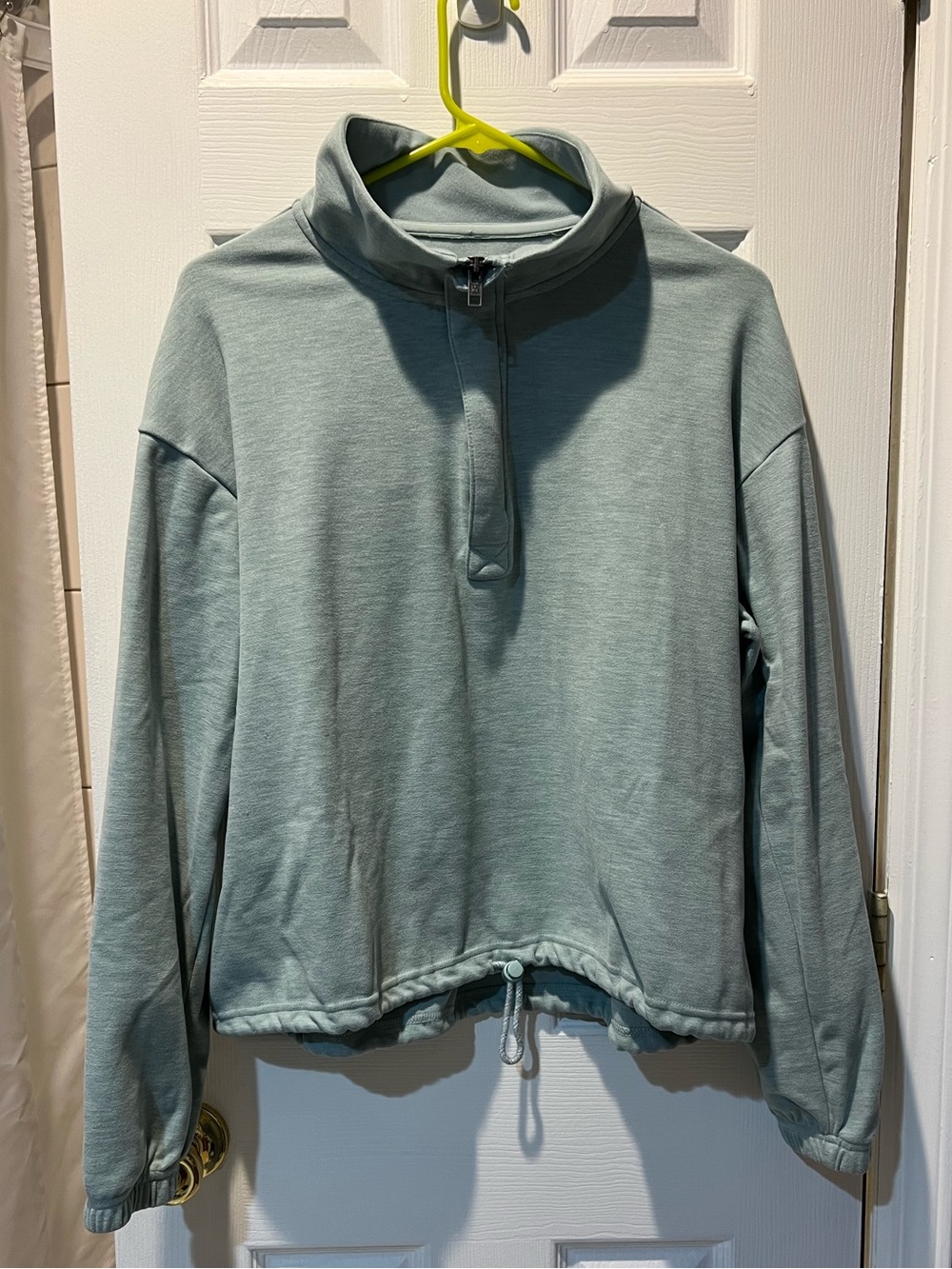 Avalanche Women’s Size Large Ultra Soft Long Sleeve Drawstring Bottom Sea Green